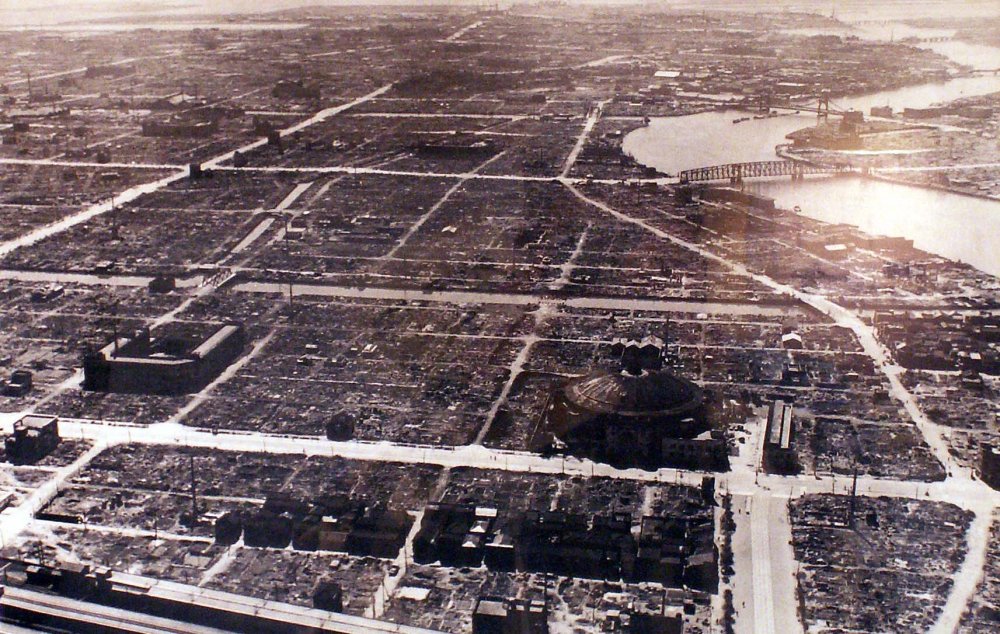 1945年3月空襲後の東京（深川関連として伝わる写真）